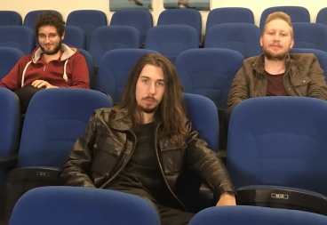 Karnı aç olanın, kalemi özgür olabilir mi? (Türkiye'de Gazetecilik Öğrencisi Olmak) 